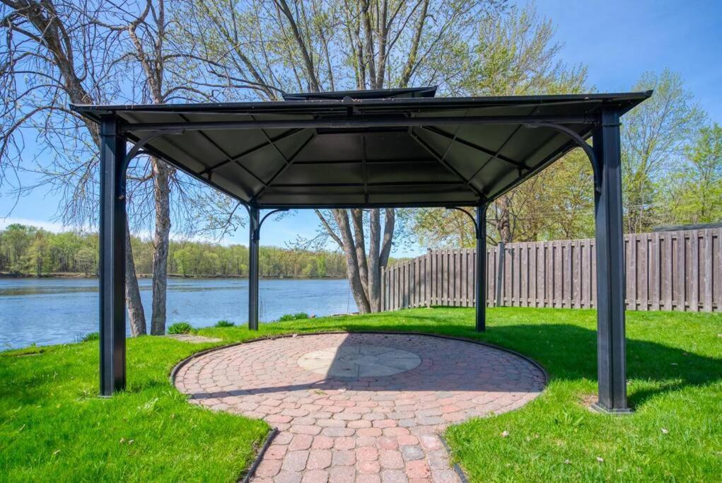 La Riviera - Cottage In The City Gatineau Exterior foto